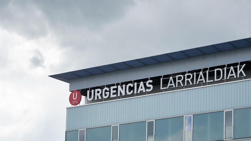 Acceso del Servicio de Urgencias del Complejo Hospitalario de Navarra.