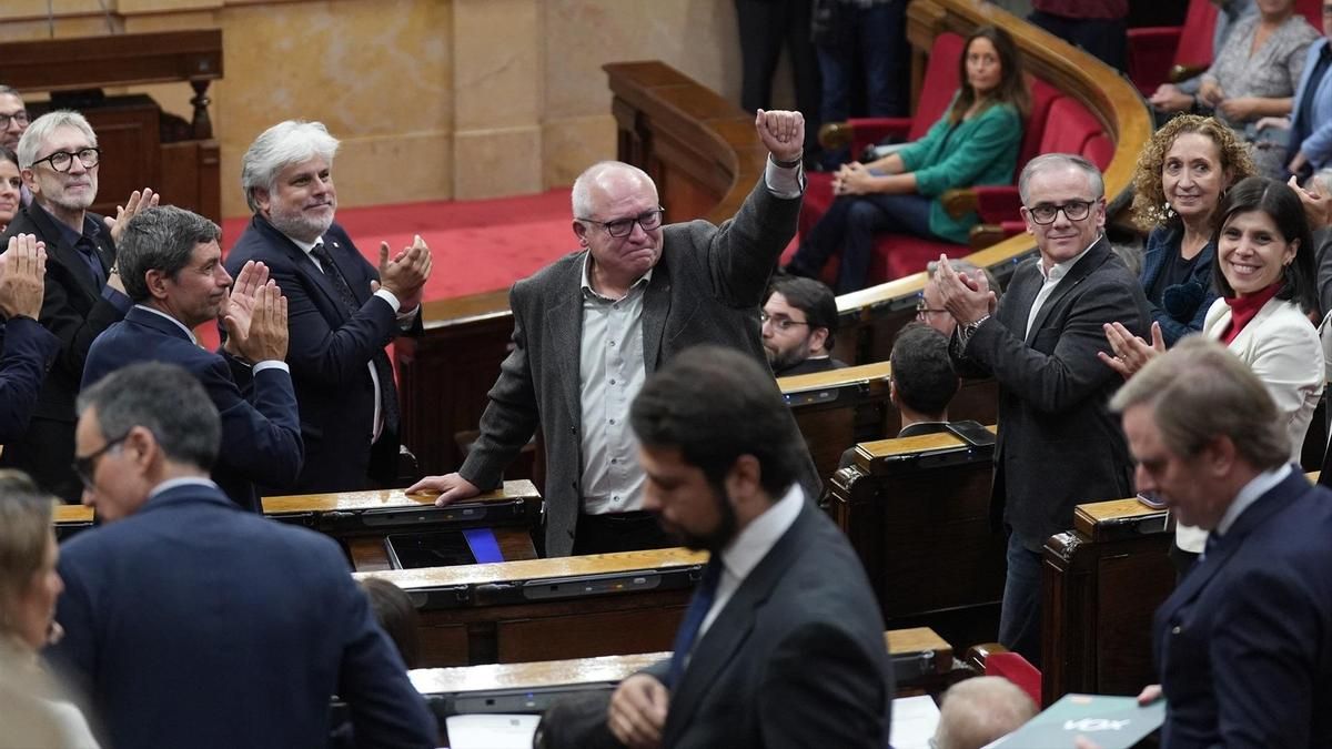 El exconseller Puig regresa al Parlament: "Sigo declarándome convencidamente independentista"