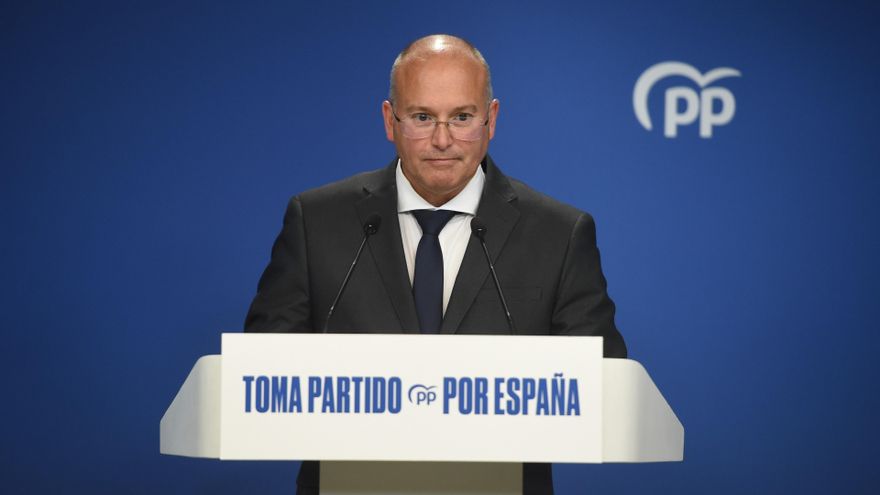 Archivo - El nuevo secretario general del PP, Miguel Tellado, durante una rueda de prensa posterior a la reunión del Comité de Dirección del PP, en la sede del partido, a 7 de julio de 2025, en Madrid (España).