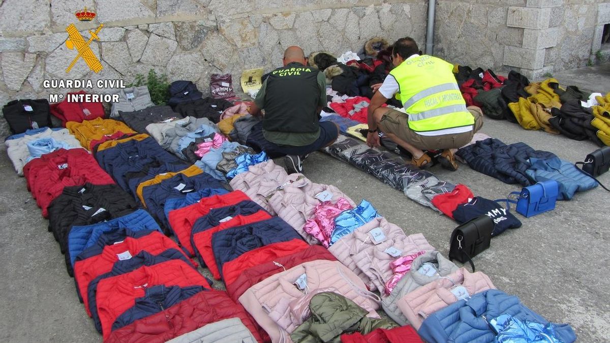 Intervenidos más de 180 artículos falsificados a la venta en mercadillos