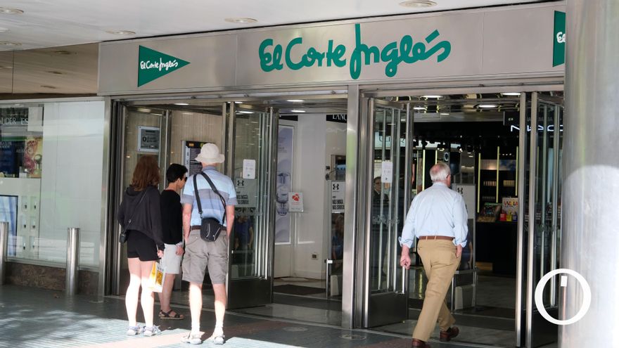 Primer día de libertad horaria en el comercio cordobés