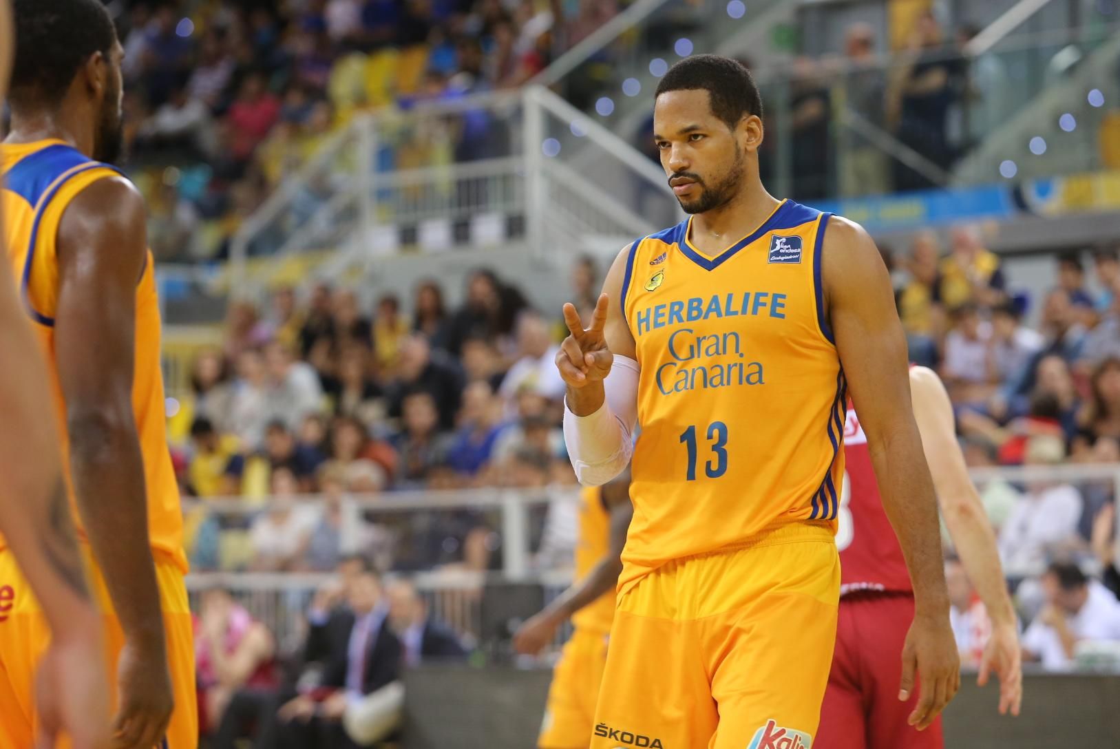 Imágenes del encuentro entre el Herbalife Gran Canaria y el Tecnyconta Zaragoza. Alejandro Ramos.