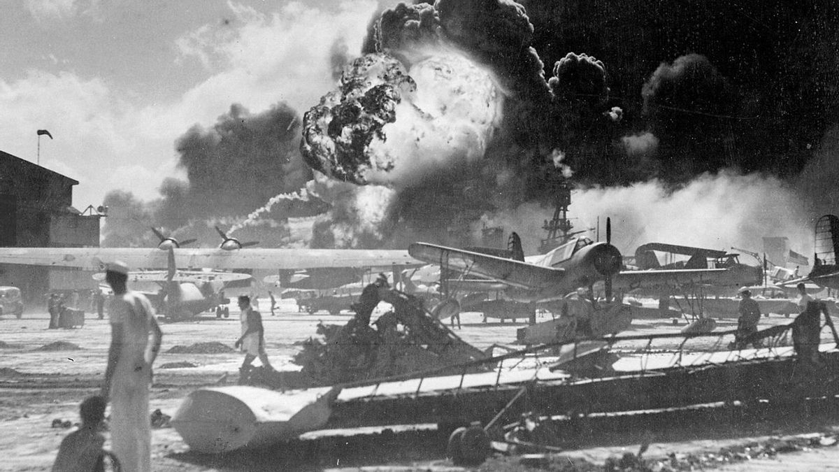 Trump lanza una pulla a Japón y reabre la herida de Pearl Harbor: ¿qué ocurrió en el ataque que llevó a Estados Unidos a la guerra?