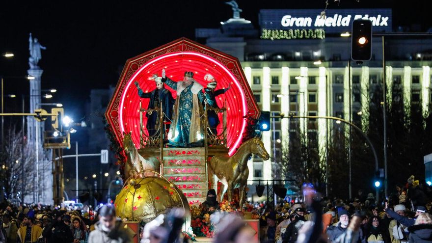 Cortes de tráfico por la cabalgata de Reyes 2026 en Madrid: horario, calles afectadas y alternativas de transporte público