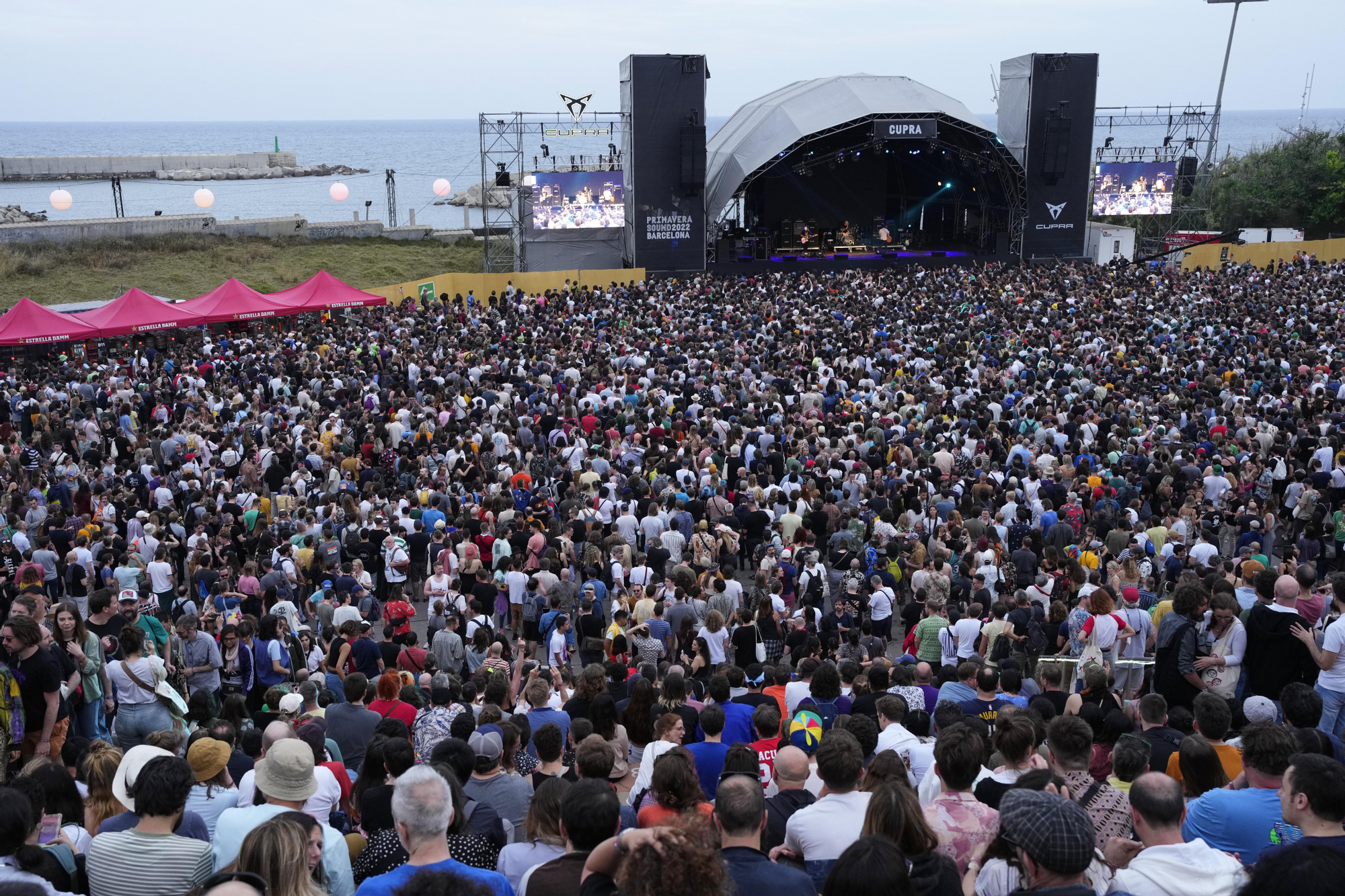 Uno de los escenarios del festival Primavera Sound en el Parc del Fòrum de Barcelona, en 2022