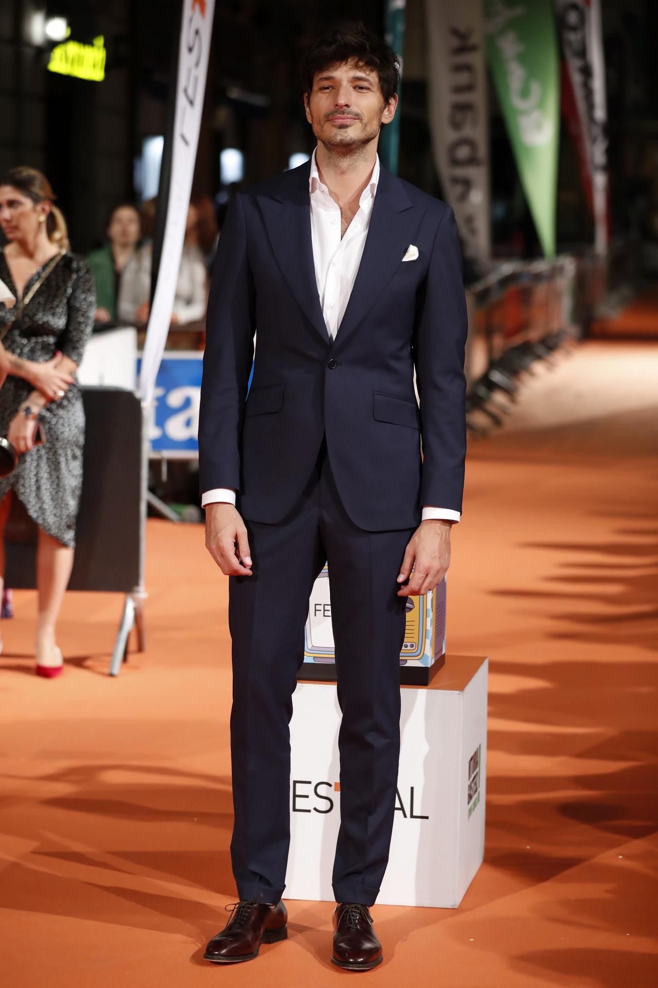 Andrés Velencoso en la alfombra naranja del FesTVal 2018