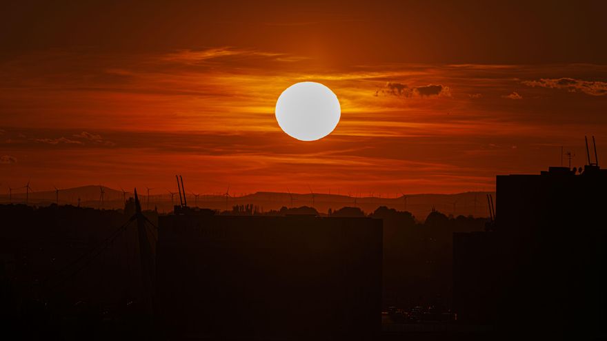 La Agencia Estatal de Meteorología asegura que no hubo "ningún fenómeno meteorológico inusual"