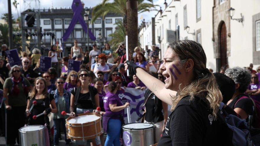 Veranos en alerta por violencia machista: por qué Canarias vuelve a registrar un récord de llamadas de emergencia