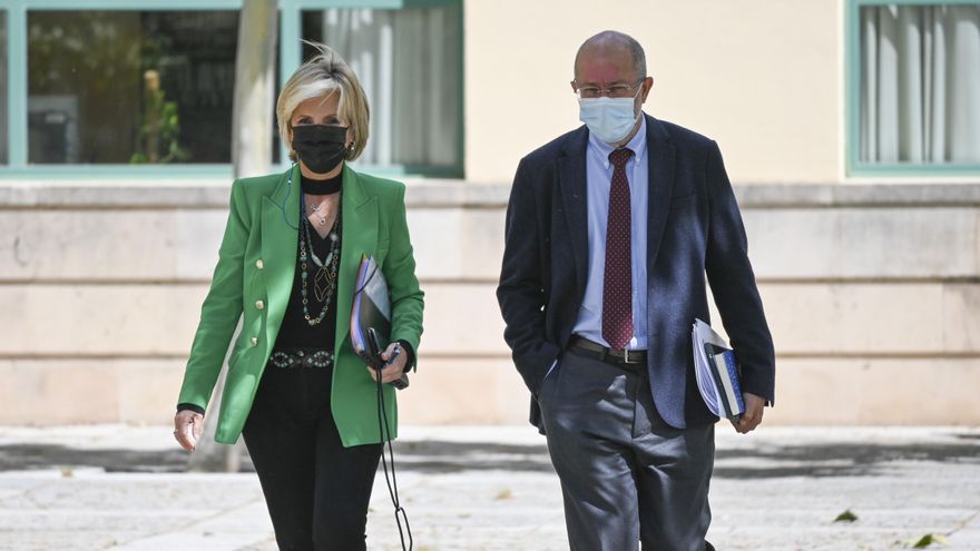 La consejera de Sanidad de Castilla y León, Verónica Casado, y el vicepresidente y portavoz autonómico, Francisco Igea.
