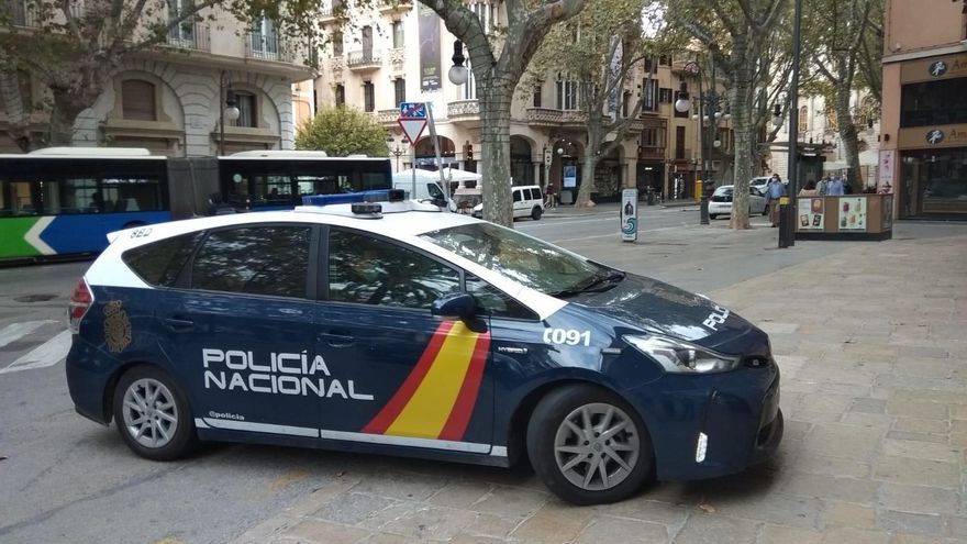 Tres detenidos por agredir sexual y físicamente a una mujer que rechazó su intento de ligar con ella en Palma