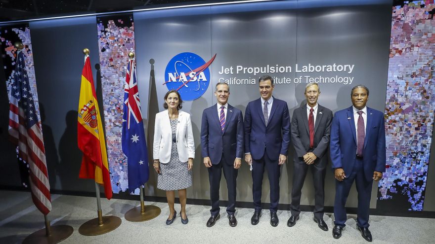 Sánchez promociona la tecnología aeroespacial española en el JPL de la NASA