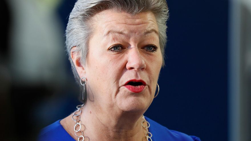 Bruselas critica la manera en que Polonia gestiona la crisis con Bielorrusia