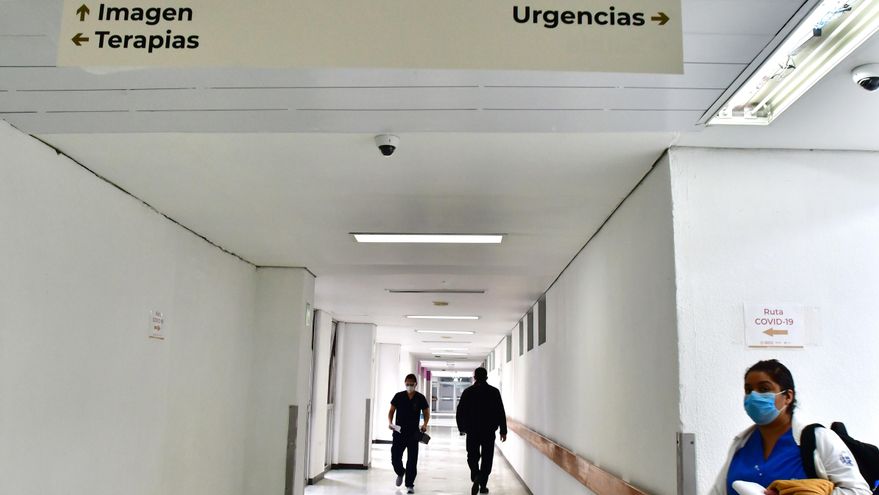 Vista de uno de los pasillos del Hospital Juárez en Ciudad de México (México). EFE/ Jorge Núñez/Archivo