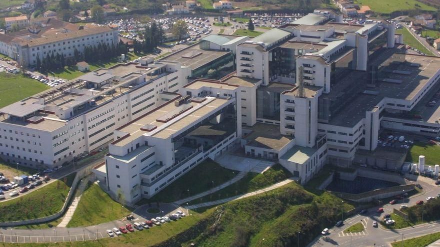 El brote en el área de Oncología de Pontevedra se agrava y suma ya 23 casos entre pacientes y sanitarios