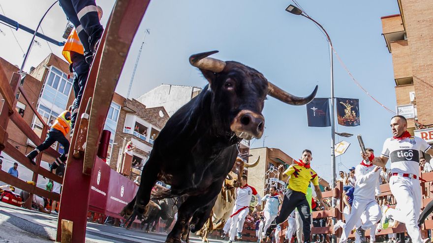 El Gobierno del PP de San Sebastián de los Reyes disparó el presupuesto en encierros gracias al "ahorro" en Educación