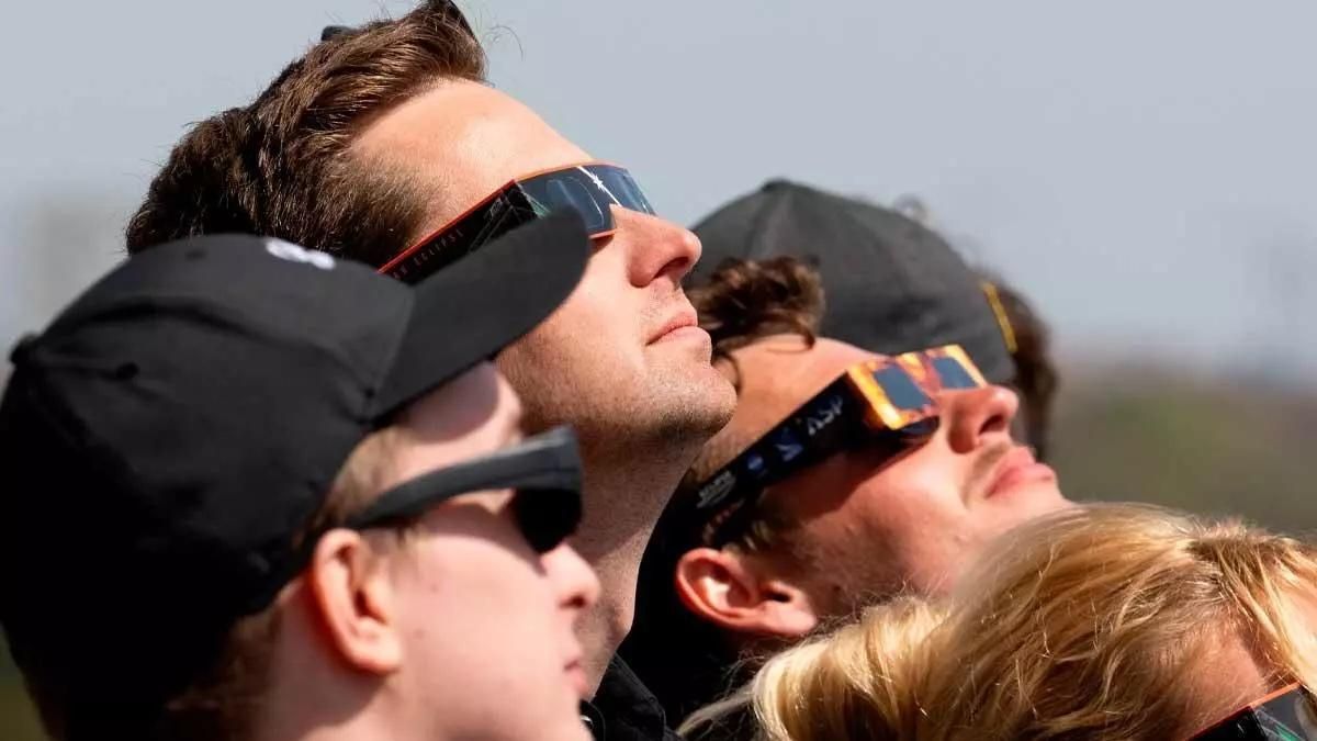 Recomendaciones de Sanidad para evitar riesgos para la salud en la observación del eclipse