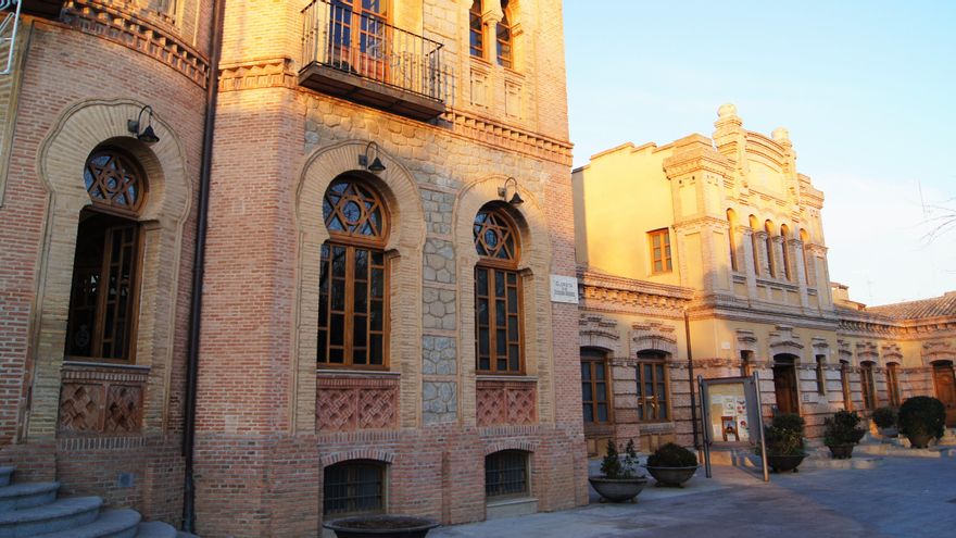 Ayuntamiento de Mora