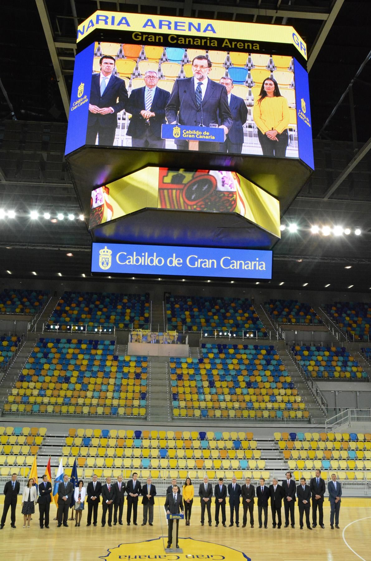 El enorme videomarcador durante el discurso de Rajoy en la inauguración del Gran Canaria Arena. ACFI PRESS