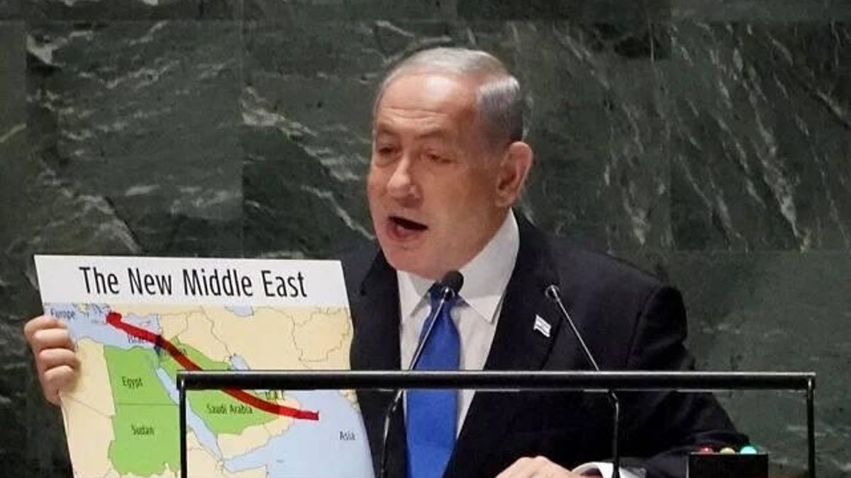 Benjamin Netanyahu, en la ONU en 2023, un mes antes de los ataques de Hamás, mostró un mapa en el que Palestina no existía, aparecía absorbida por Israel. 
