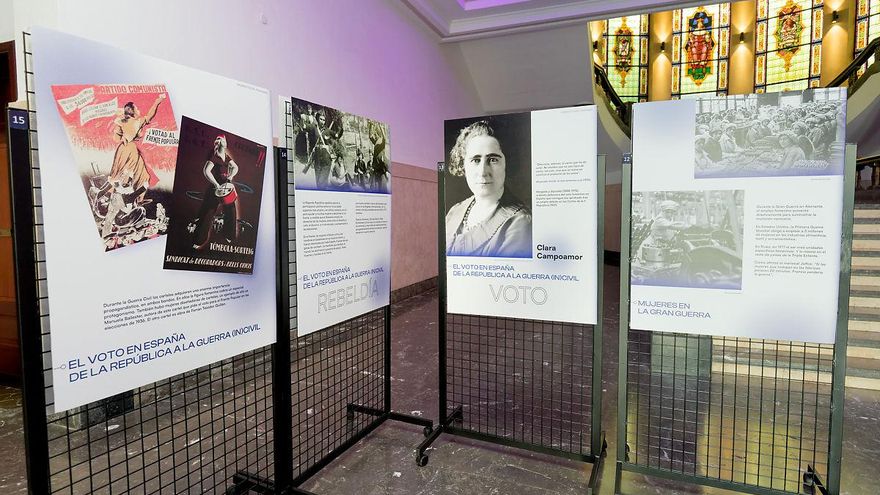 La ULL retira una pieza de la exposición ‘Momentos del feminismo’ acusada de "transfobia" por las asociaciones LGBTIQA+