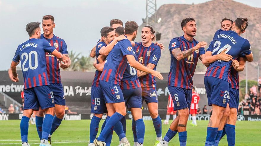 El CD Eldense: una regularidad a la baja