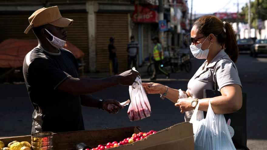 República Dominicana abre dos oficinas para registrar a los extranjeros indocumentados