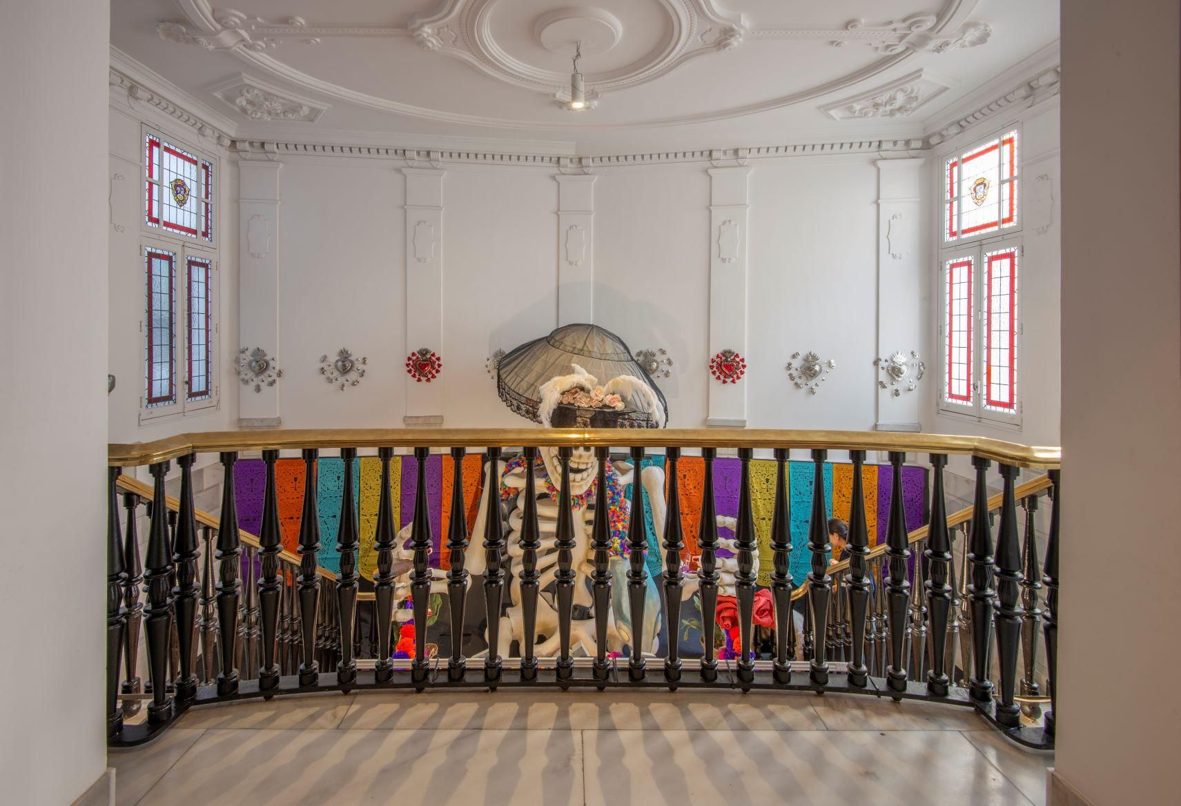Altar de Muertos Casa México 2019 - vista escaleras
