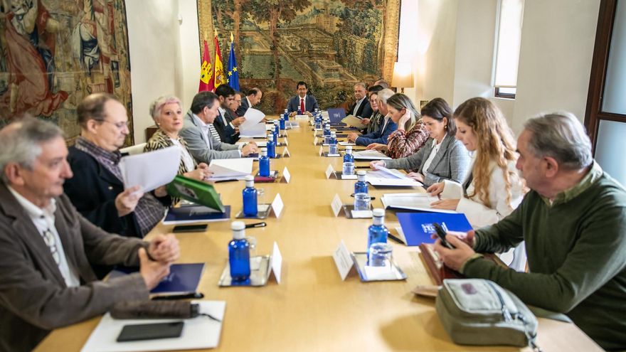 Castilla-La Mancha apoyará exhumaciones de fosas comunes de la Guerra Civil "de un bando y del otro"