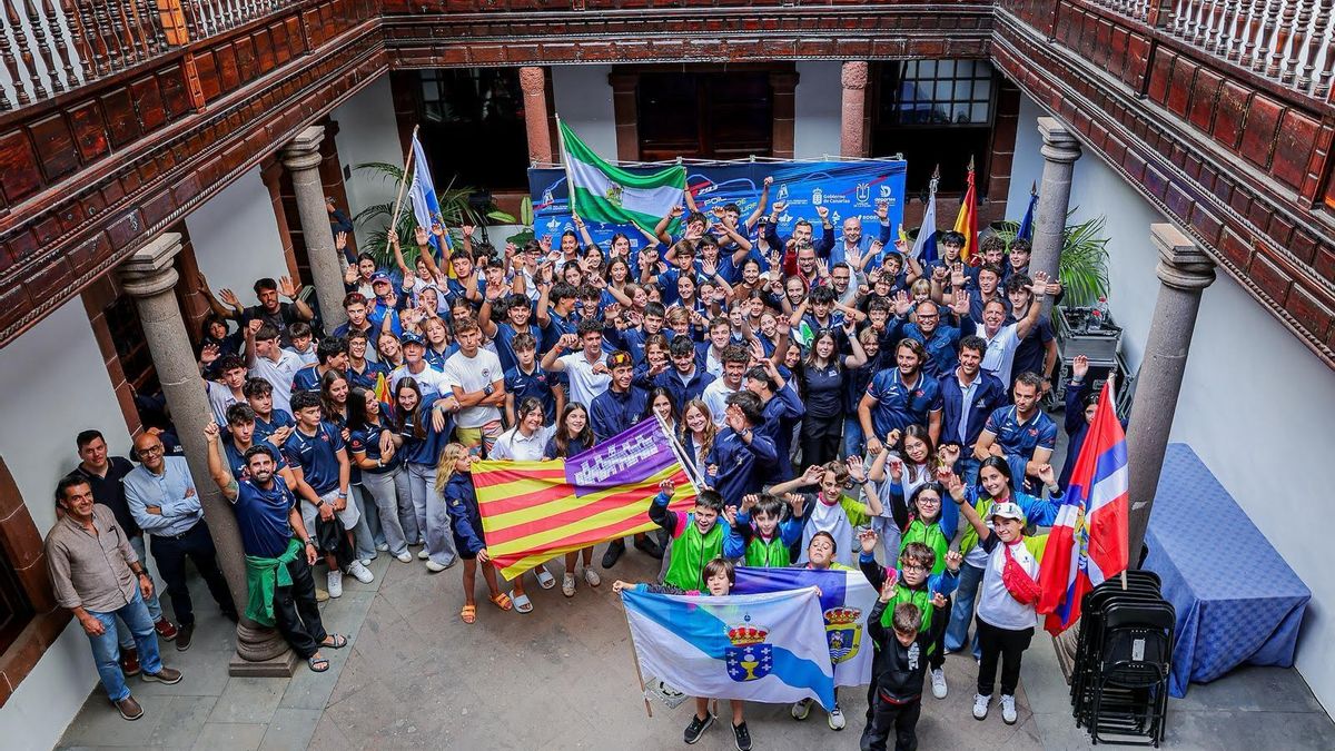 La Palma se convierte en el epicentro del windsurf infantil y juvenil con el Campeonato de España de Techno e Iqfoil