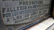 Lápida de una víctima de la violencia izquierdista en la guerra civil. |