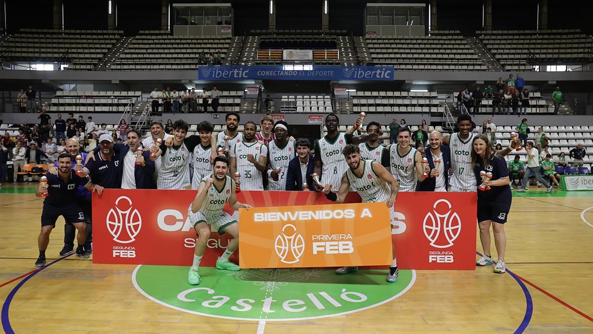 La celebración del ascenso del Coto Córdoba CB a Primera FEB, en imágenes