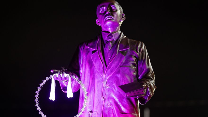 Devotos honran al médico José Gregorio Hernández y encienden velas por la paz de Venezuela