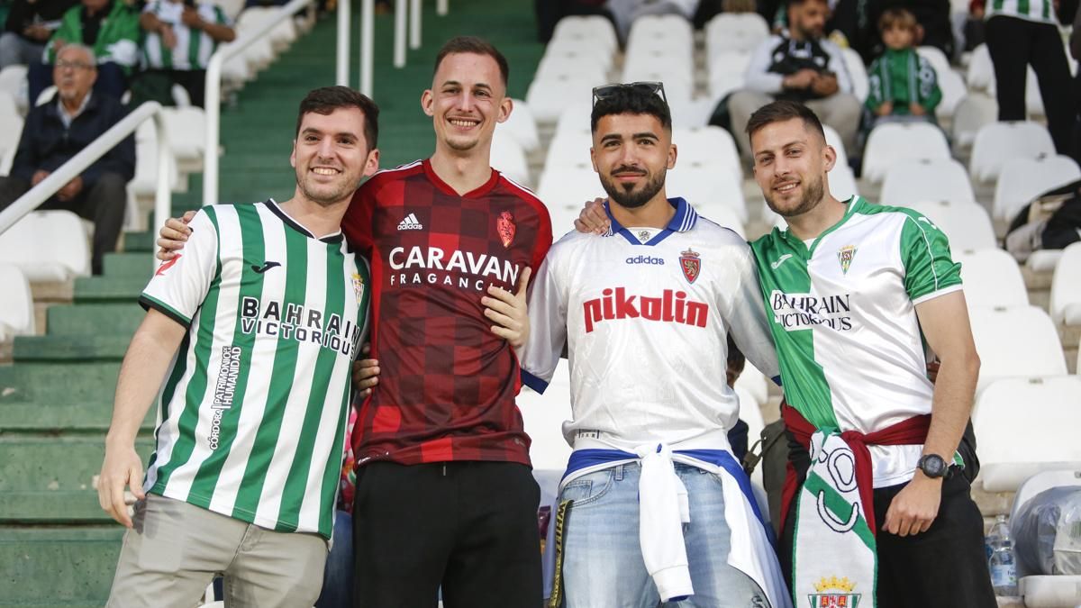 Grada Blanquiverde del Córdoba CF - Real Zaragoza