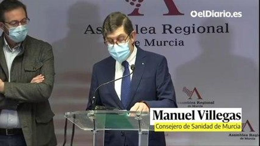 El consejero de Salud de Murcia descarta dimitir tras haberse vacunado con otros altos cargos de la Consejería: "No ha habido voluntad de dar tratos de favor"