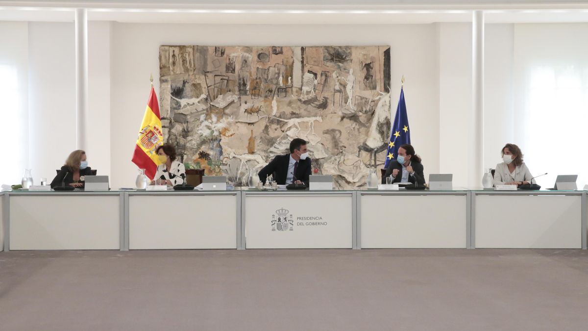 Pedro Sánchez preside el Consejo de Ministros del martes 15 de septiembre.