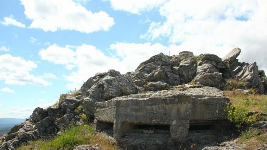 Imagen de un búnker de la Guerra Civil de la 'Maginot del Cantábrico' en la provincia leonesa.