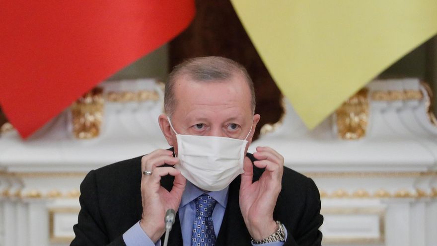 El presidente turco, Recep Tayyip Erdogan, en una visita a Ucrania el pasado 3 de febrero. EFE/EPA/SERGEY DOLZHENKO