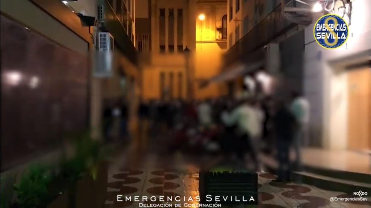 Más de 470 desalojados del interior de dos discotecas con fiestas de Halloween en la capital