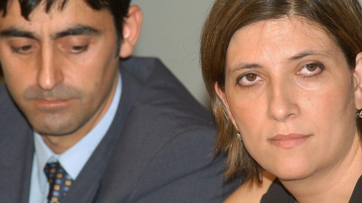 Curra Ripollés y Alfonso Agullo, de la Asociación de Familiares de los 62 militares españoles fallecidos en el accidente de avión Yakolev 42-D