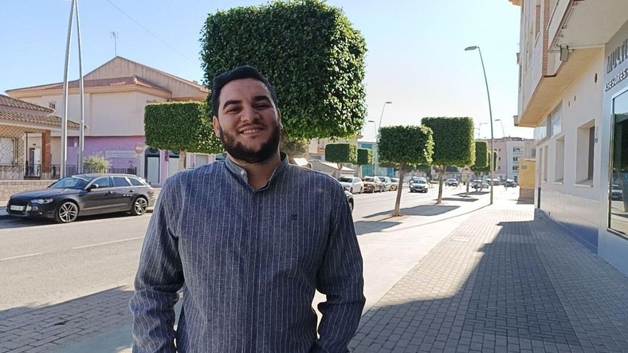 Osama Alalo, activista por los derechos de la comunidad musulmana en Murcia: “Como minoría, nos están aplastando”
