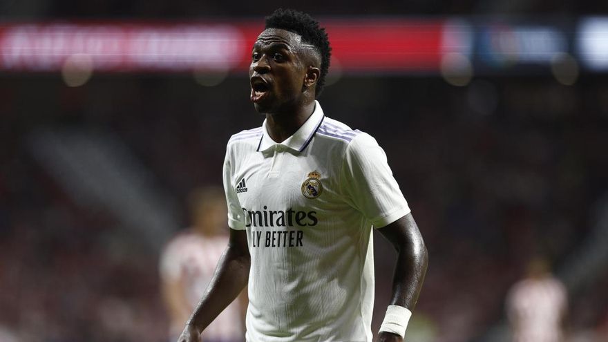 La Fiscalía investiga los gritos racistas a Vinicius en el derbi contra el Atlético de Madrid
