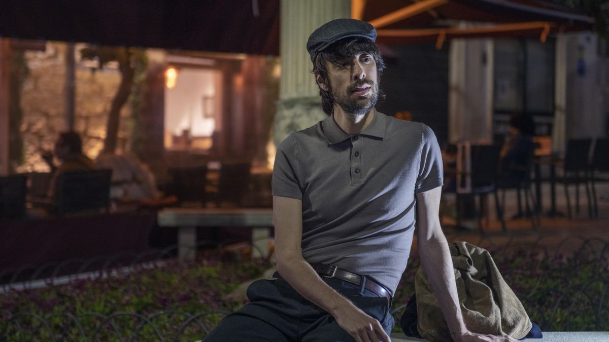 David Uclés gana el XX Premio 'Dulce Chacón' por 'La península de las casas vacías'