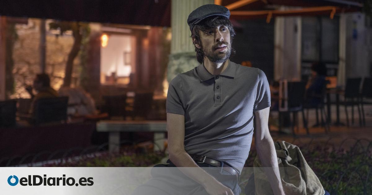 David Uclés gana el XX Premio 'Dulce Chacón' por 'La península de las casas vacías'