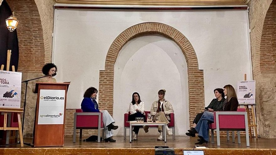 Ellas hablan de vino en Valdepeñas: "Esto es una carrera de fondo y la mujer tiene mucho que decir"