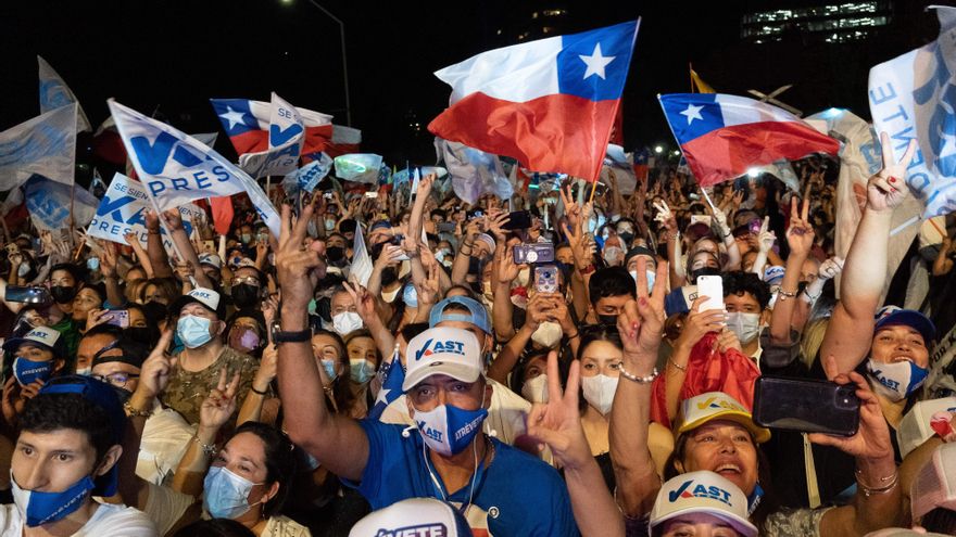 Qué se juega Chile en la segunda vuelta de unas presidenciales muy ajustadas