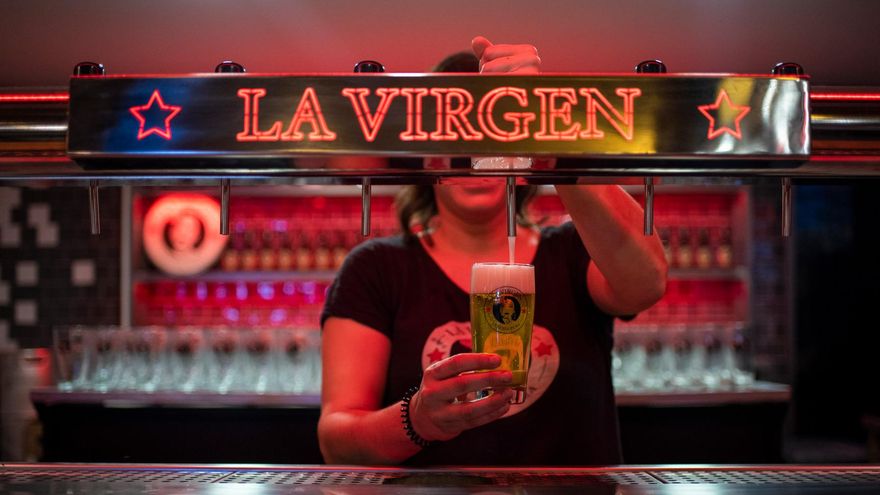 Cierra La Virgen, cervecera independiente de Madrid, por falta de permisos en su planta de Las Rozas