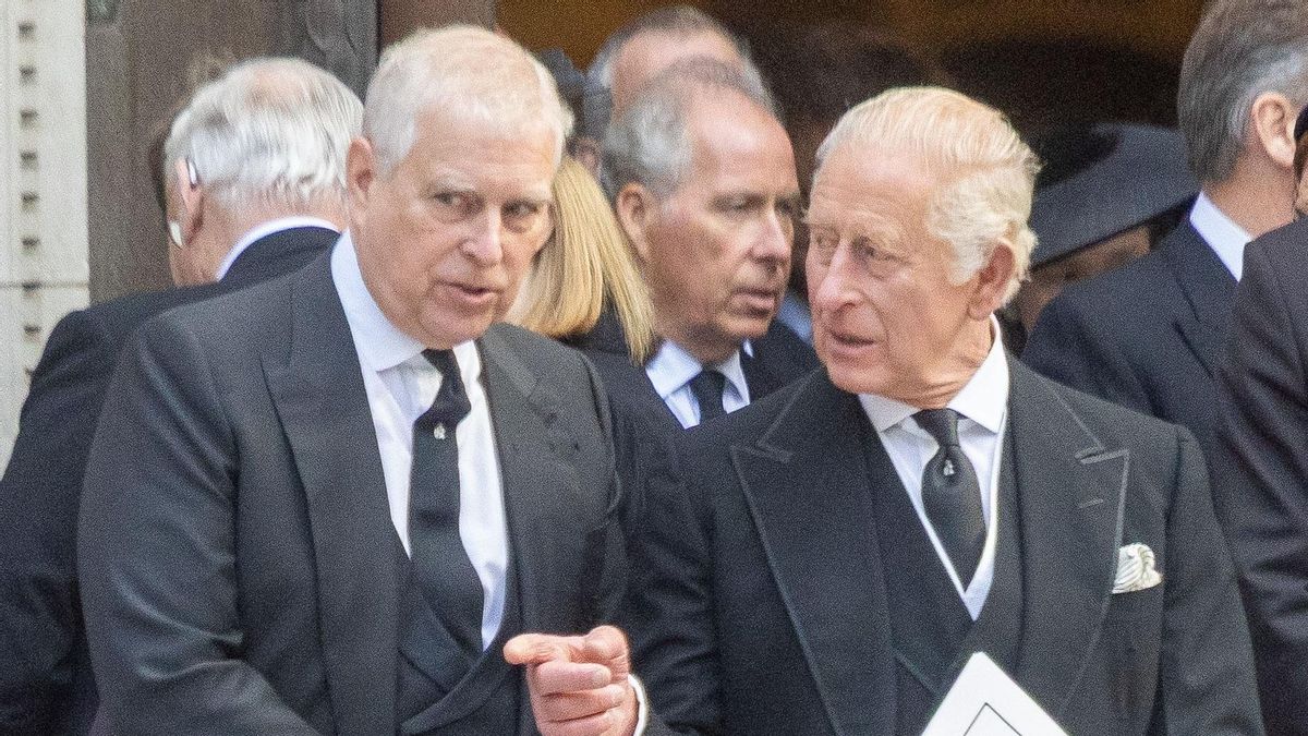 El príncipe Andrés y el rey Carlos III de Inglaterra en una imagen de septiembre de 2025.