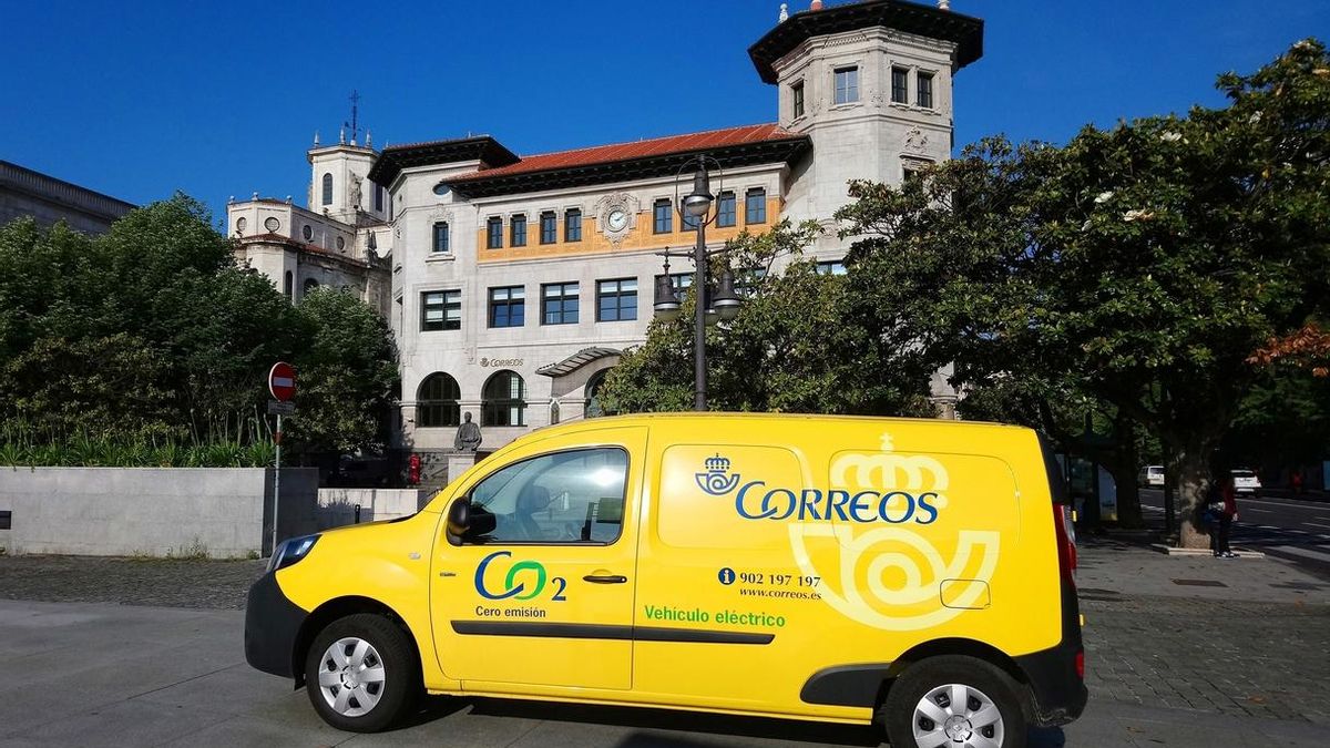 Cs se queja de que Correos use "por defecto" las lenguas cooficiales en sus comunicaciones por SMS a los usuarios