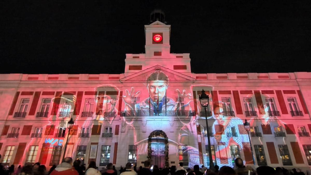 Proyección de Netflix sobre la sede de la Comunidad de Madrid.