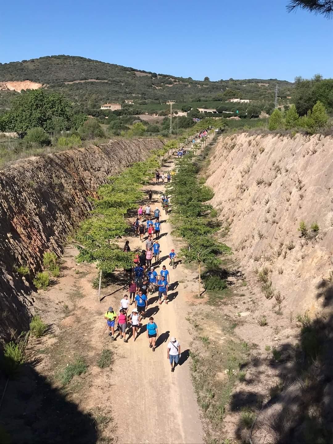 Marcha para pedir el tren.
